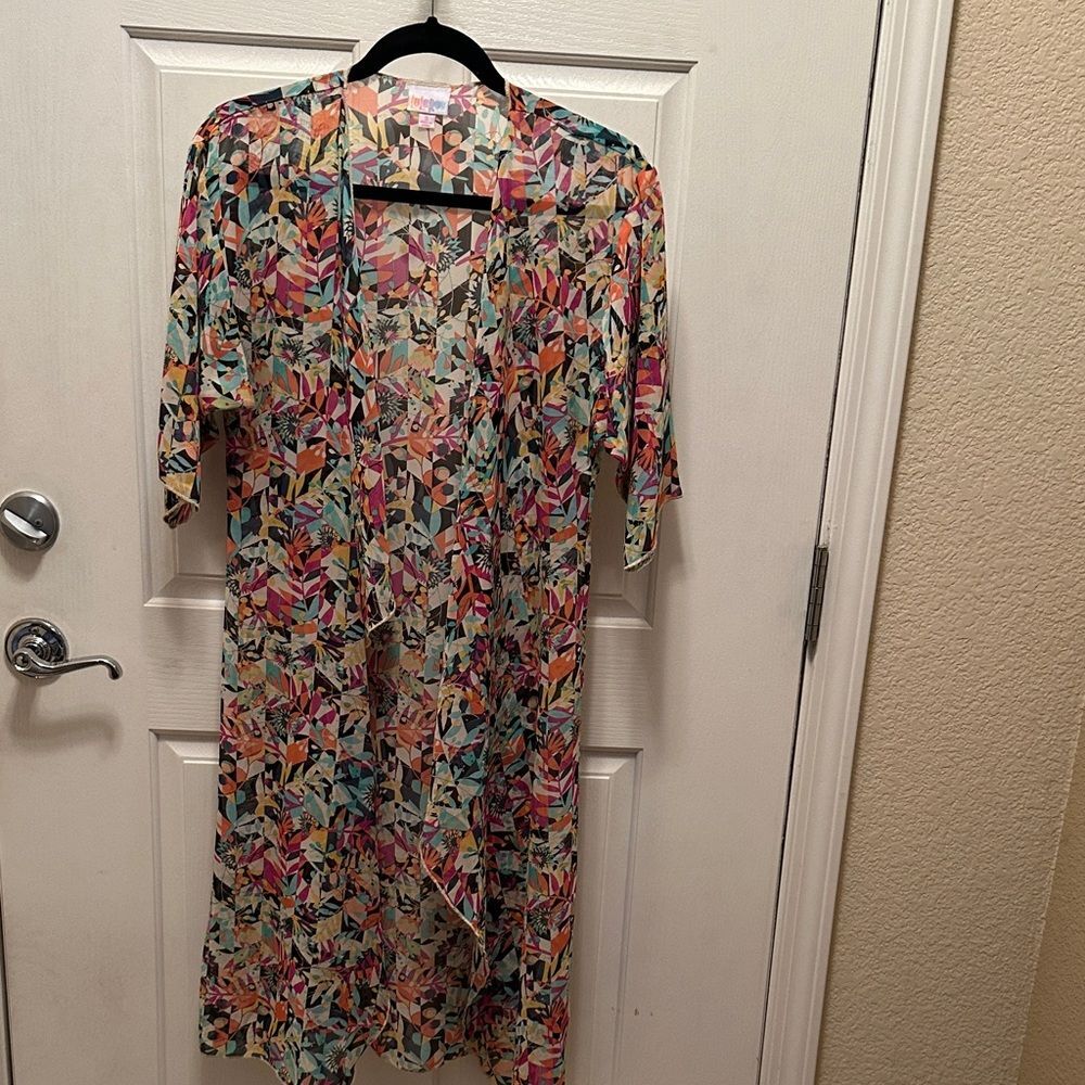 LuLaRoe Multicolor Patterned Kimono Top